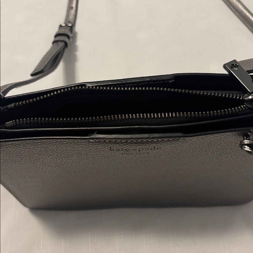 Kate Spade Eva Metallic Silver Crossbody bag pebbled leather medium jewel tone - Picture 4 of 16